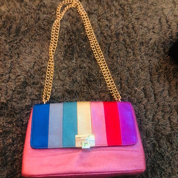 Sold - Picture 3 of 5